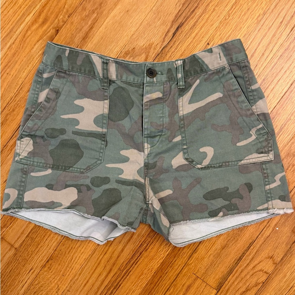 Madewell Green Camo Utility Cargo Shorts